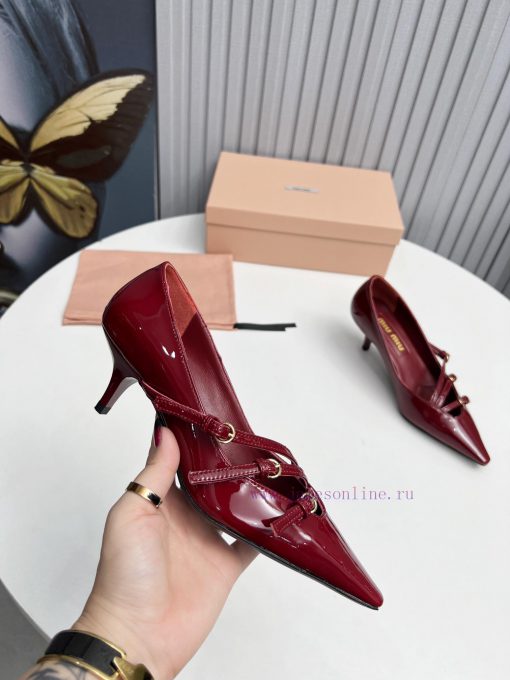 The miumiu cat follow-up shoes feature a brand new and super beautiful decoration, full of f67gg8144 - Image 7