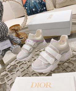 Dior Classic Series Casual Velcro SneakersThis D-Wander sports shoe showcases a modern urban718vuoti