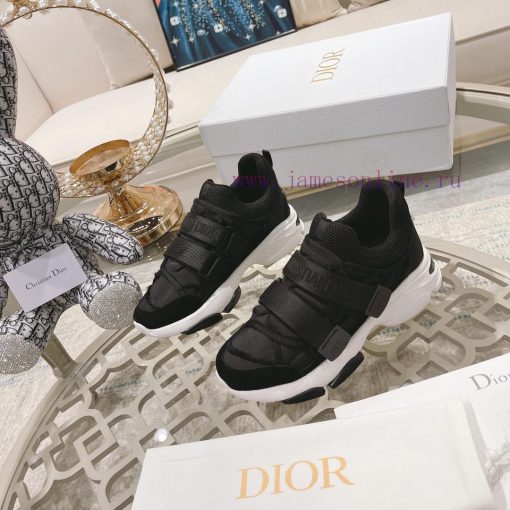 Dior Classic Series Casual Velcro SneakersThis D-Wander sports shoe showcases a modern urbanag3s07k9 - Image 2