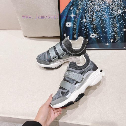 Dior Classic Series Casual Velcro SneakersThis D-Wander sports shoe showcases a modern urbandzkhtryr - Image 10
