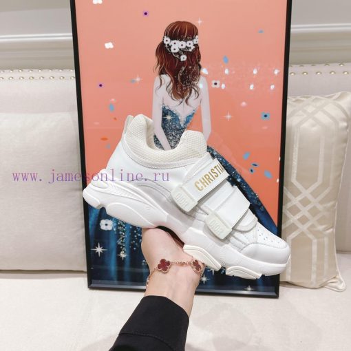 Dior Classic Series Leather Velcro Casual SneakersThis D-Wander sports shoe showcases a modevlz74r0s - Image 5