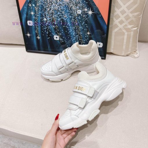 Dior Classic Series Leather Velcro Casual SneakersThis D-Wander sports shoe showcases a modevlz74r0s - Image 7