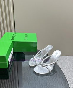 Top tier high-end purchasing agent qualityLeather drilling surface 350Bottega Veneta 2024 ssn0ofjp5g
