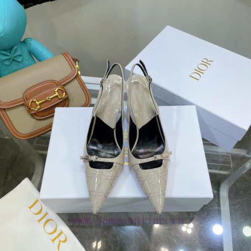 Price not negotiableDIOR 𝟐𝟎𝟐𝟐𝟐/𝐒𝐒𝐧𝐞𝐰 Spring/Summer New Products Middle aged Embroidered Highjvnjr5ro - Image 2