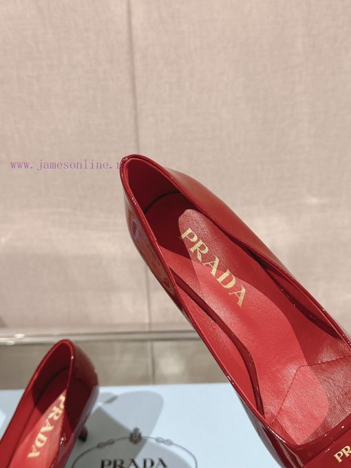 -24Ss Early Spring New Prada Stiletto ShoesThis patent leather high-heeled shoe presents a s6ze77e54 - Image 9