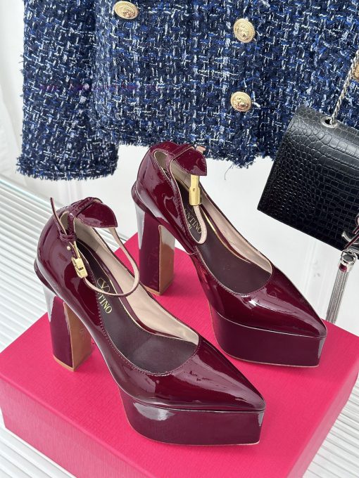 Valentin | Valentino Spring/Summer Launch Event New ProductsSharp pointed hate sky high waterjz7xfv9 - Image 5
