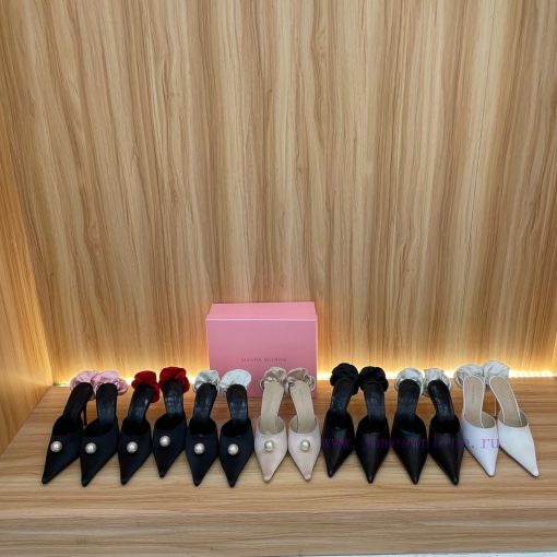 Magda Butrym, as the founder of the brand, has redefined femininity in her unique way. She ci4pvnvvo - Image 10