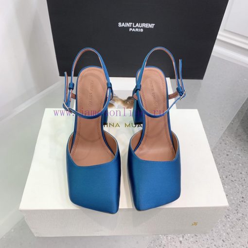 Amina Muaddi2024's new Charlotte series high heels have sharp edges and slanted square headsq2tg50e7