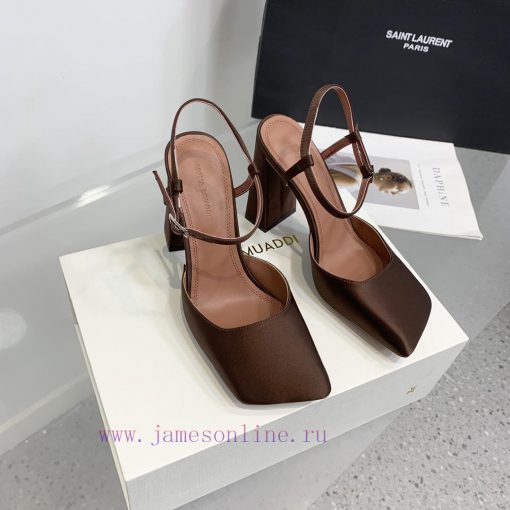 Amina Muaddi2024's new Charlotte series high heels have sharp edges and slanted square headsjalu6juu - Image 3