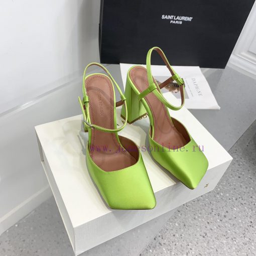 Amina Muaddi2024's new Charlotte series high heels have sharp edges and slanted square heads2ztwojhy - Image 3