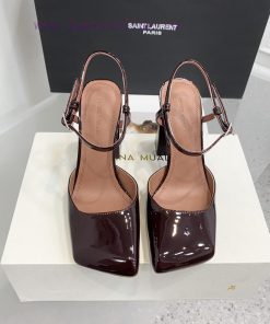 Amina Muaddi2024's new Charlotte series high heels have sharp edges and slanted square heads6s33tu2i