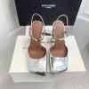 Amina Muaddi2024's new Charlotte series high heels have sharp edges and slanted square headswlqi11wa