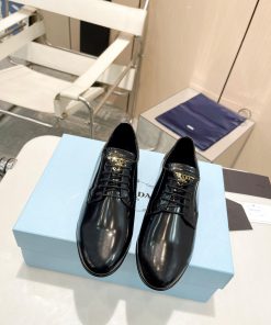 Top leather sole Prada launches new single shoe for 2024 early spring collection——————————PRfzgmewqt