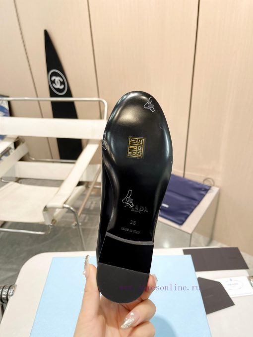 Top leather sole Prada launches new single shoe for 2024 early spring collection——————————PRfzgmewqt - Image 8