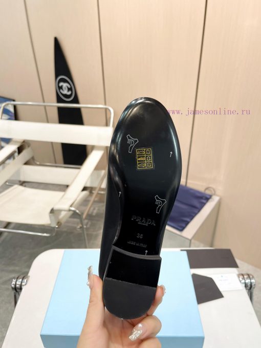 Top leather sole Prada launches new single shoe for 2024 early spring collection——————————PRm2k23fp8 - Image 9