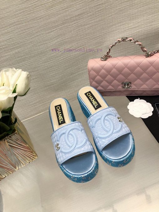 Chanel's Spring/Summer 24 New Product Thick Bottom Full Diamond Dragging Lazy One Line Slipp0j2mzfy2 - Image 3