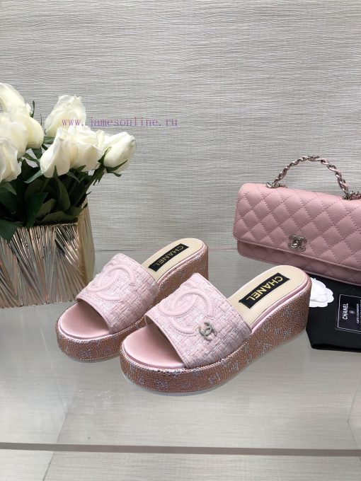 Chanel's Spring/Summer 24 New Product Thick Bottom Full Diamond Dragging Lazy One Line Slipps2shnsic - Image 3
