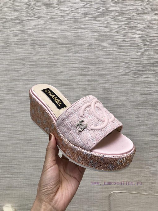 Chanel's Spring/Summer 24 New Product Thick Bottom Full Diamond Dragging Lazy One Line Slipps2shnsic - Image 5