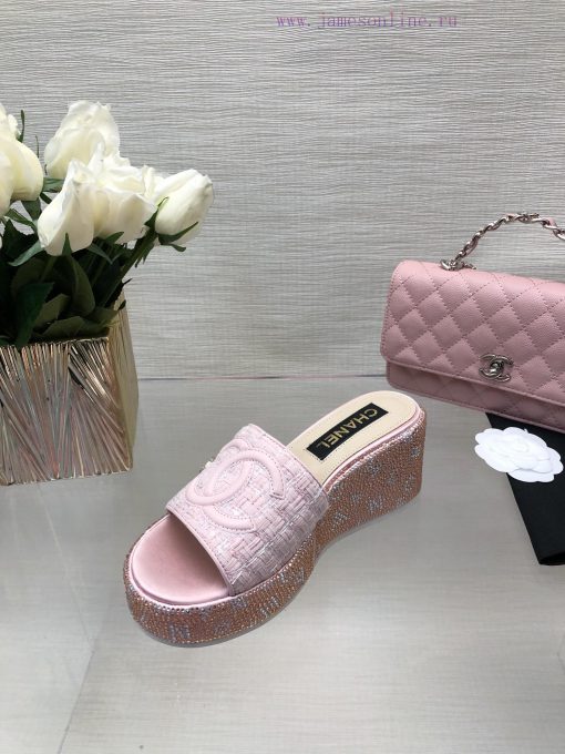 Chanel's Spring/Summer 24 New Product Thick Bottom Full Diamond Dragging Lazy One Line Slipps2shnsic - Image 10