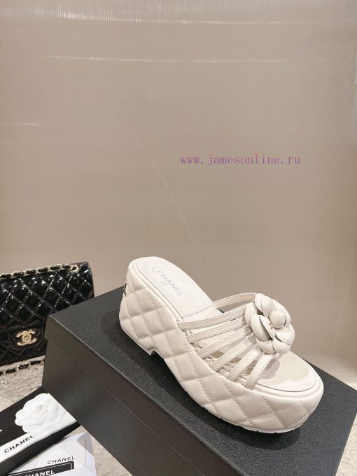 Spot sale𝐂𝐡 * 𝐧𝐞𝐥 23 Top selling productAuthentic gradeShoe upper sheepskinInner sheepskinFo981q19rp - Image 6