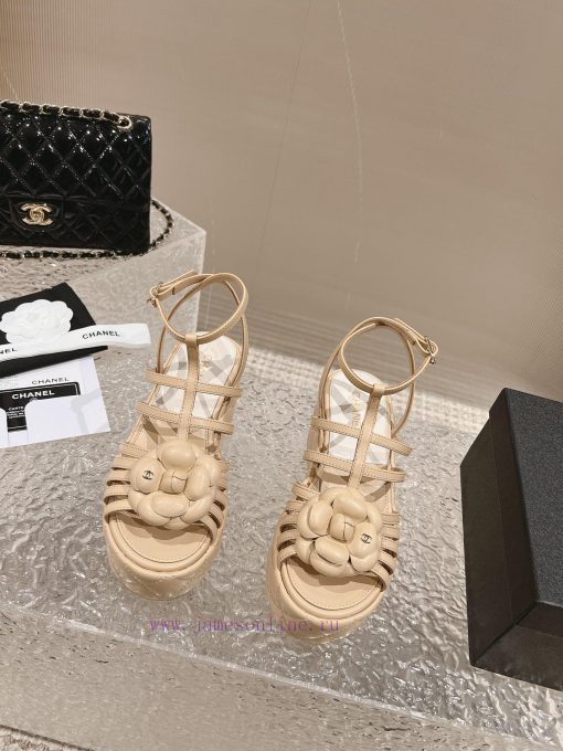 Spot sale𝐂𝐡 * 𝐧𝐞𝐥 23 Top selling productAuthentic gradeShoe upper sheepskinInner sheepskinFovuvhe61r - Image 2