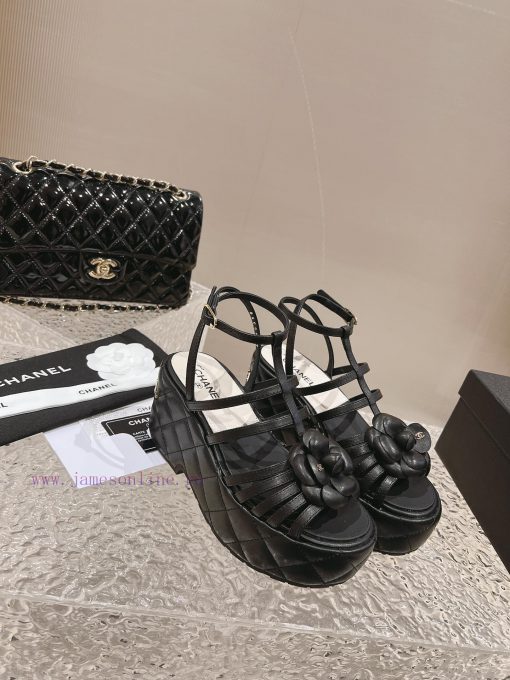 Spot sale𝐂𝐡 * 𝐧𝐞𝐥 23 Top selling productAuthentic gradeShoe upper sheepskinInner sheepskinFop42y98v1 - Image 4