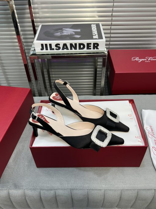 Top tierRV pointed rhinestone silk single shoeAll the craftsmanship is used to create a perfylye15ld - Image 3