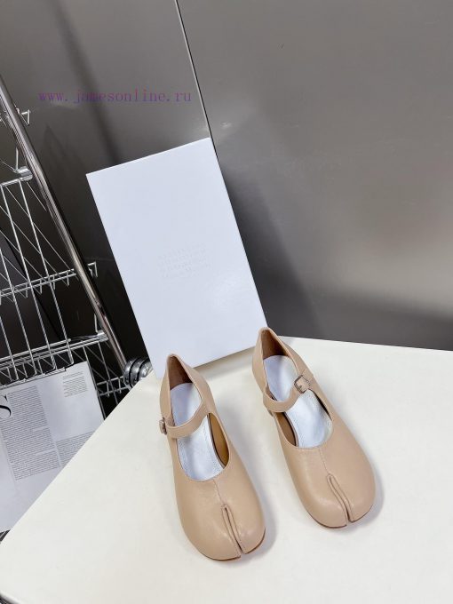 Maison Margiela MM6 tabi split toe shoes2024 New Product Best Buyer Purchasing 11 Perfect Res1qx0ana