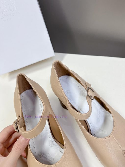 Maison Margiela MM6 tabi split toe shoes2024 New Product Best Buyer Purchasing 11 Perfect Res1qx0ana - Image 9