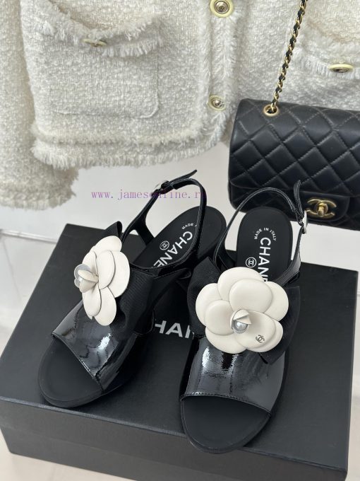 Chanel | Chanel 24C New Product ClassicCamellia Thick Bottom Sandals and Slippers SeriesThe ugs1buz8 - Image 3