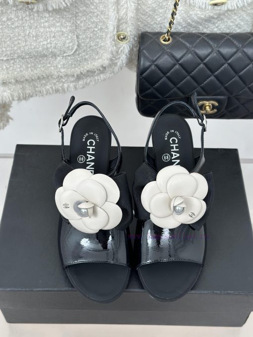 Chanel | Chanel 24C New Product ClassicCamellia Thick Bottom Sandals and Slippers SeriesThe ugs1buz8 - Image 5