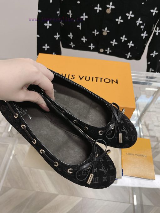 Top Quality LV Louis Vuitton 24 Spring/Summer New Bun Shoe CollectionA classic casual and ve6mfyly9m - Image 4