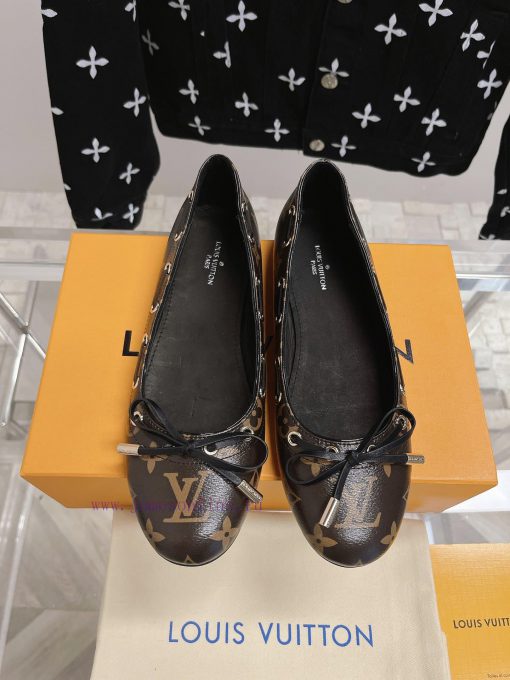 Top Quality LV Louis Vuitton 24 Spring/Summer New Bun Shoe CollectionA classic casual and veccgvar8t - Image 2