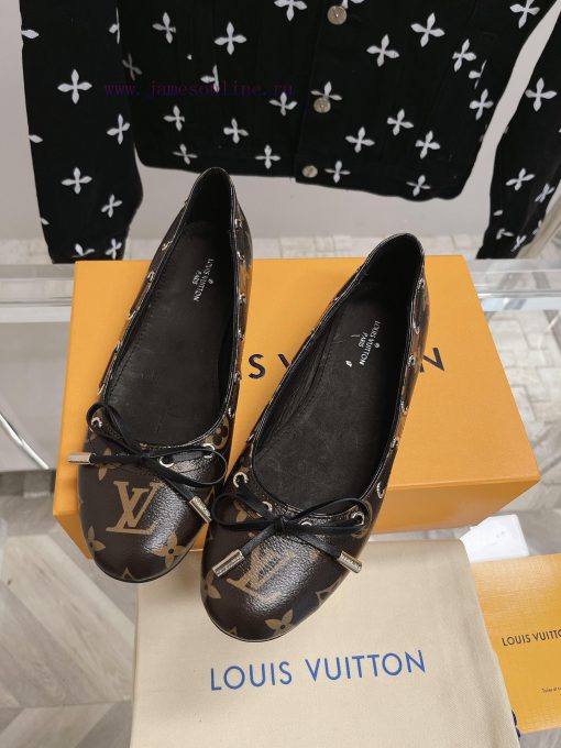 Top Quality LV Louis Vuitton 24 Spring/Summer New Bun Shoe CollectionA classic casual and veccgvar8t - Image 4
