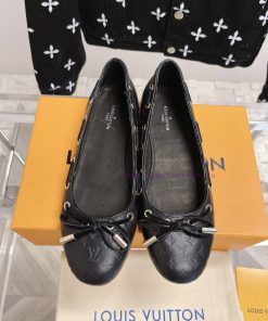 Top Quality LV Louis Vuitton 24 Spring/Summer New Bun Shoe CollectionA classic casual and ve6h0gedol