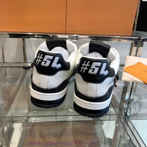 The latest couple's sports shoes from the LV 𝘁𝗿𝗮𝗶𝗻⼇𝗿 series are amazing in details and don'tpk4bdhla - Image 9