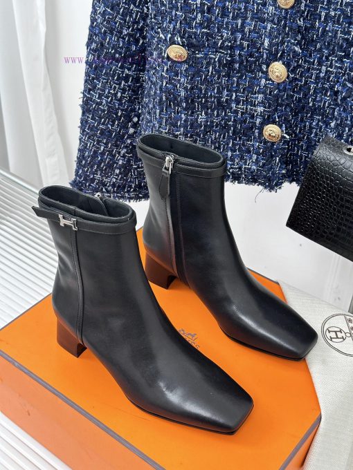 Hermes Classic Autumn/WinterKelly's chunky ankle bootsGo materialThe shoe upper is made of of4336db9 - Image 4