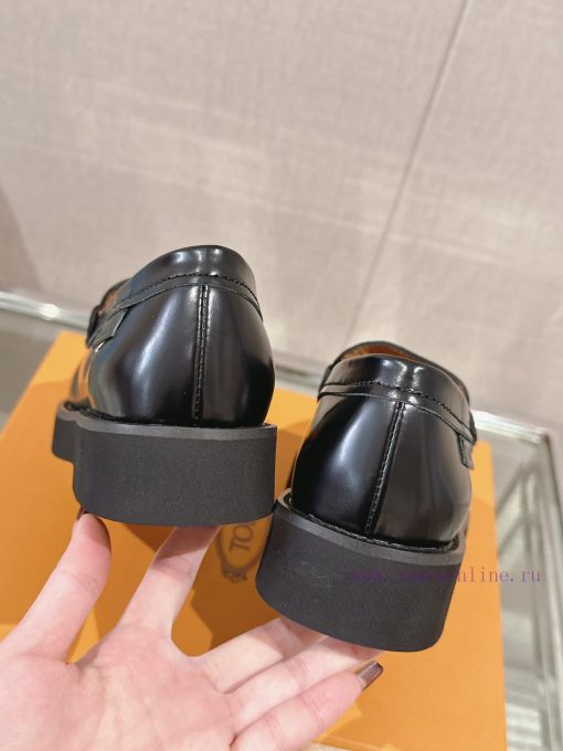 24Ss early spring new Tod's thick soled T-shaped buckle loafersThis Le Fu shoe buckle is decd7ghw8ul - Image 8