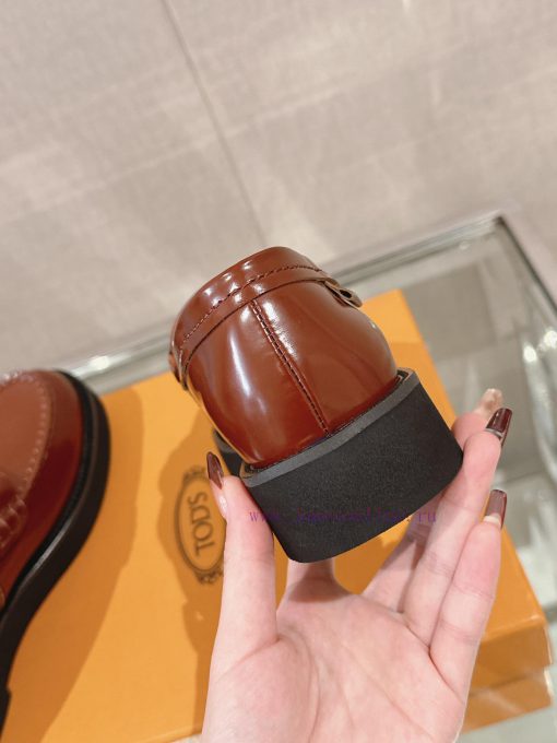 24Ss early spring new Tod's thick soled T-shaped buckle loafersThis Le Fu shoe buckle is dec3dikwsnv - Image 7