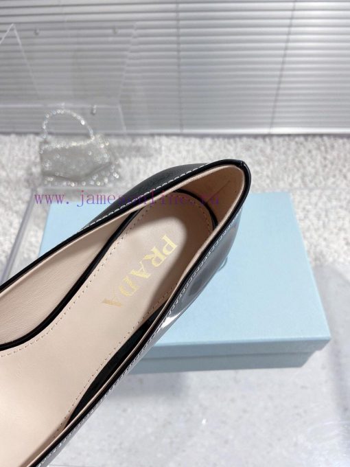 High quality Prada 23 autumn new style square head hardware buckle temperament coarse follow4zvf0rur - Image 8
