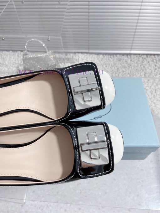 High quality Prada 23 autumn new style square head hardware buckle temperament coarse follow4zvf0rur - Image 9