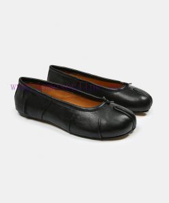 Maison Margiela 24 Early Spring New Wrinkle New Split Toe Flat Shoes, Original One to One Crfagdrv78