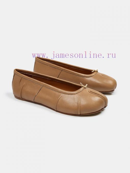 Maison Margiela 24 Early Spring New Wrinkle New Split Toe Flat Shoes, Original One to One Crhvarhy89