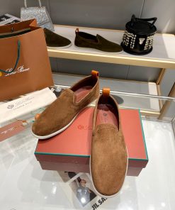 Loro Piana * purchased the original version 11 and replicated it on April 24, 1924. The exisk368vptf