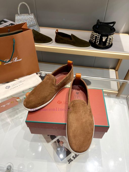 Loro Piana * purchased the original version 11 and replicated it on April 24, 1924. The exisk368vptf - Image 2