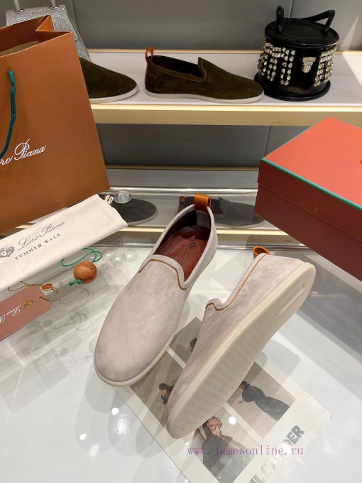Loro Piana * purchased the original version 11 and replicated it on April 24, 1924. The exisnc0r375f - Image 3
