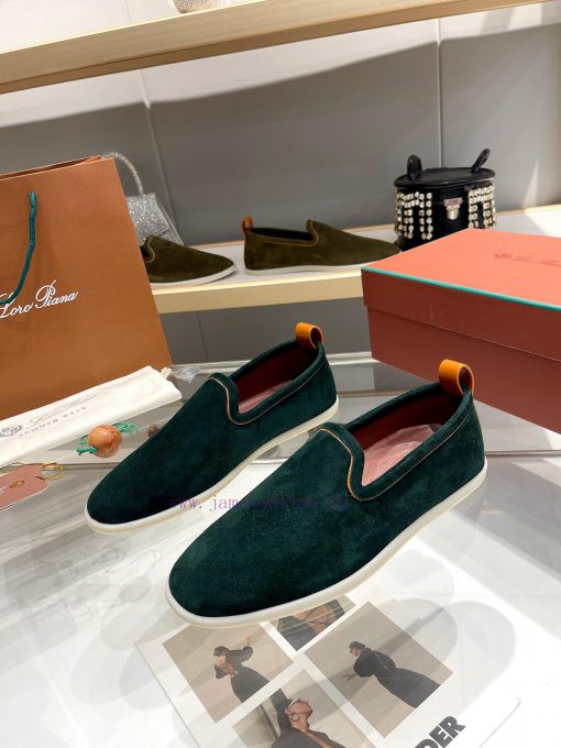 Loro Piana * purchased the original version 11 and replicated it on April 24, 1924. The exislkkd4njf - Image 6