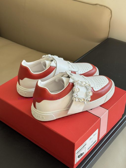 roger vivier ss24 new arrival-～RV 24 Spring/Summer Diamond Button White Shoes New ProductMadn56lz55n - Image 4