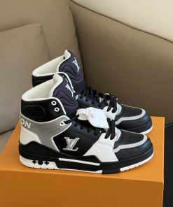 Trainer High Top 24 Color Male SizeSuper cool and stylish sports style, made of calf leatherk7y2fax3
