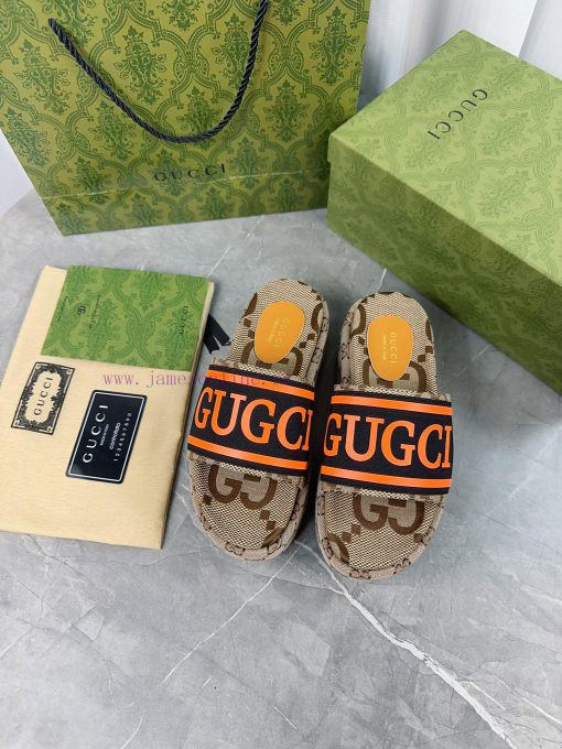 2024 GucciGucci's latest limited edition thick soled slippers of top quality are available fofnvzc58 - Image 3